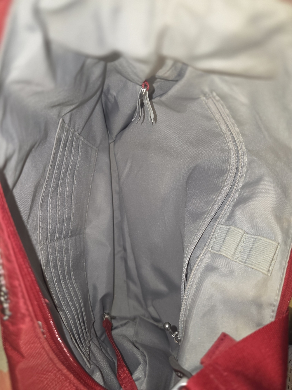 Baggallini Red Nylon Crossbody Shoulder Bag - Picture 3 of 4